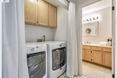 385 Kensington Cmn, Livermore, CA 94551 - Photo 16