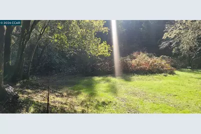 11190 McPeak Rd, Forestville, CA 95436 - Photo 2