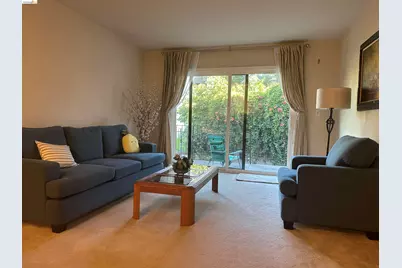 625 El Dorado Ave #204, Oakland, CA 94611 - Photo 2