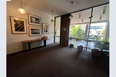 625 El Dorado Ave #204, Oakland, CA 94611 - Photo 16