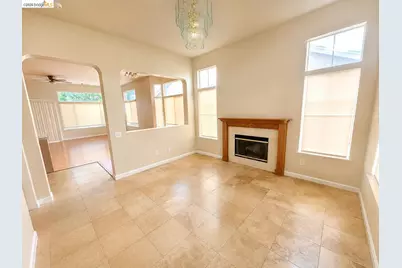 131 Legacy St, Manteca, CA 95337 - Photo 4