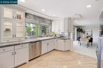 1605 Ptarmigan Dr #1B, Walnut Creek, CA 94595 - Photo 18