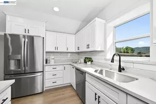 1038 Division St, Pleasanton, CA 94566 - Photo 12