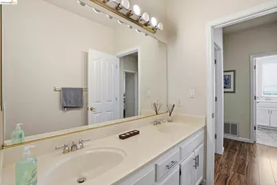 1315 Oakcrest Way, Antioch, CA 94509 - Photo 20