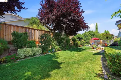 1315 Oakcrest Way, Antioch, CA 94509 - Photo 10