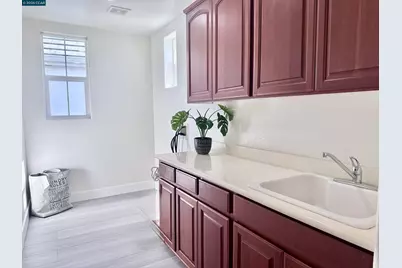 7240 Willow Creek Cir, Vallejo, CA 94591 - Photo 34