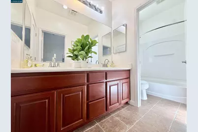 7240 Willow Creek Cir, Vallejo, CA 94591 - Photo 32