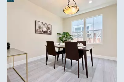 7240 Willow Creek Cir, Vallejo, CA 94591 - Photo 10