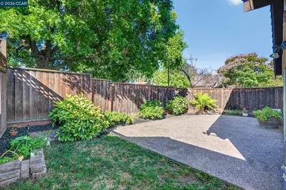 5390 Concerto Cir, Concord, CA 94521 - Photo 4
