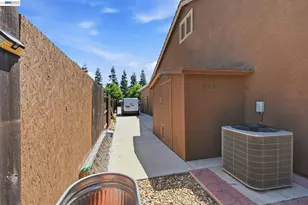 2359 Happy Valley Ln, Manteca, CA 95336 - Photo 46