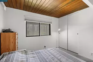 8010 Shay Dr, Oakland, CA 94605 - Photo 26