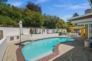 8010 Shay Dr, Oakland, CA 94605 - Photo 36
