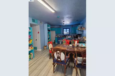 3823 Donner Ave, Fresno, CA 93726 - Photo 12