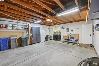 2402 Heathrow Ln, San Leandro, CA 94577 - Photo 48