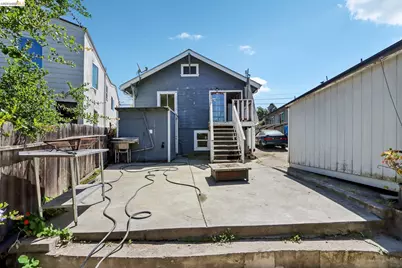 5081 Congress Ave, Oakland, CA 94601 - Photo 30