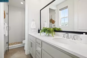 1380 Julia Ln, Concord, CA 94519 - Photo 12