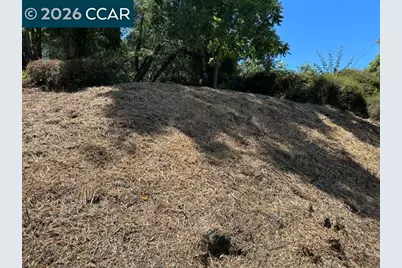 5229 Macarthur Blvd, Oakland, CA 94619 - Photo 2