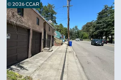 5229 Macarthur Blvd, Oakland, CA 94619 - Photo 18