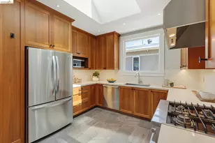 5501 Thomas Ave, Oakland, CA 94618 - Photo 18