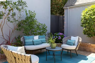 5501 Thomas Ave, Oakland, CA 94618 - Photo 48