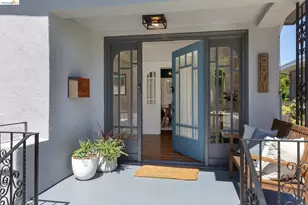 5501 Thomas Ave, Oakland, CA 94618 - Photo 2
