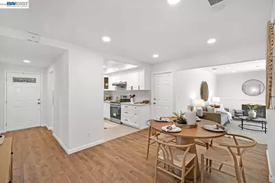 34352 Newton Ct, Fremont, CA 94555 - Photo 18