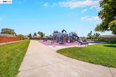 34352 Newton Ct, Fremont, CA 94555 - Photo 48