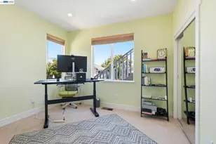 857 Bridgeway Cir, El Sobrante, CA 94803 - Photo 22