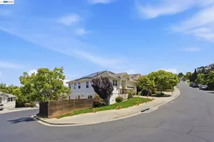 857 Bridgeway Cir, El Sobrante, CA 94803 - Photo 6