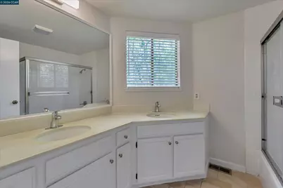 1956 Fair Ridge Ct, Walnut Creek, CA 94597 - Photo 46
