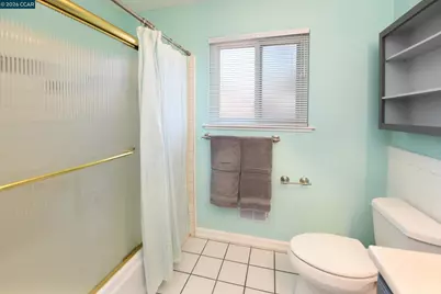 11 Encina Pl, Pittsburg, CA 94565 - Photo 24