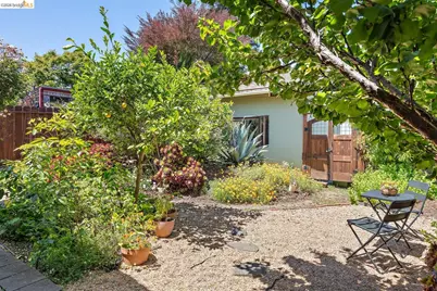 1385 Francisco St, Berkeley, CA 94702 - Photo 22