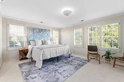 4636 Redwood Rd, Oakland, CA 94619 - Photo 22