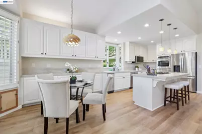 7871 Honors Ct, Pleasanton, CA 94588 - Photo 12