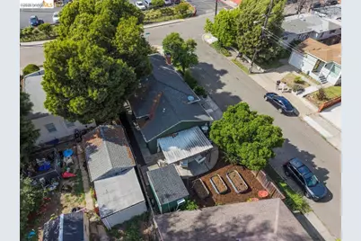 10809 McIntyre St, Oakland, CA 94605 - Photo 40