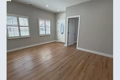 2122 69th Ave, Oakland, CA 94621 - Photo 4