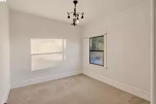 2338 Roosevelt Ave, Berkeley, CA 94703 - Photo 24