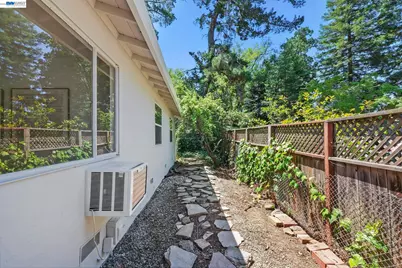 104 Hopeco Rd, Pleasant Hill, CA 94523 - Photo 18