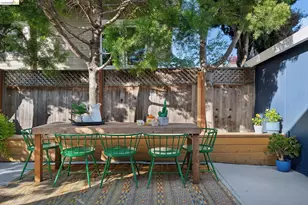 5208 Trask St, Oakland, CA 94601 - Photo 48