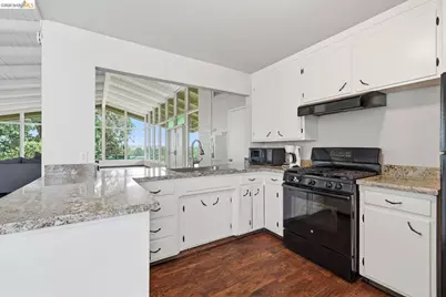 8200 Jantzen Rd #107, Modesto, CA 95357 - Photo 14
