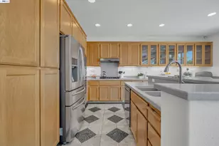281 Country Club Dr, Brentwood, CA 94513 - Photo 16