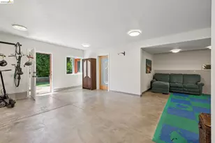 1196 Keith Ave, Berkeley, CA 94708 - Photo 52