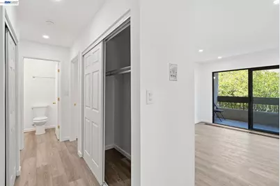 444 Merritt Ave #202, Oakland, CA 94610 - Photo 22