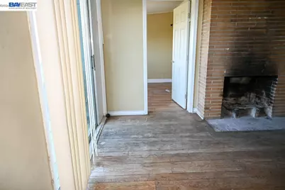 8809 Seneca Street, Oakland, CA 94605 - Photo 24