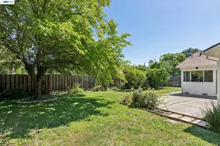 2884 Lyon Cir, Concord, CA 94518 - Photo 14