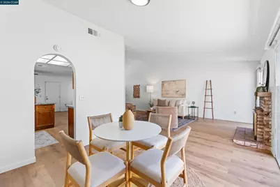 3167 Osuna Way, Sacramento, CA 95833 - Photo 10