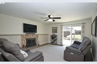 637 Dover Way, Livermore, CA 94551 - Photo 10