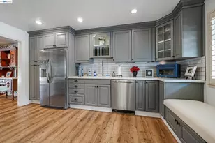 3277 Monika Ln, Hayward, CA 94541 - Photo 2