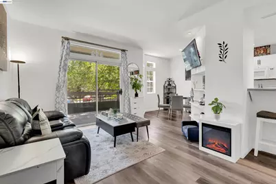 8170 Mountain View Dr #C, Pleasanton, CA 94588 - Photo 6