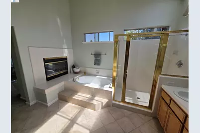 2850 Montair Way, Union City, CA 94587 - Photo 20